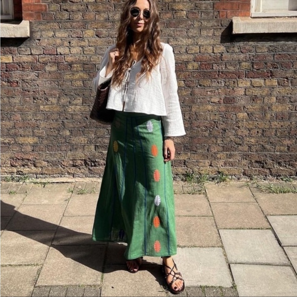 Zara Green Skirt with Multicolor Accents - Picture 14 of 15
